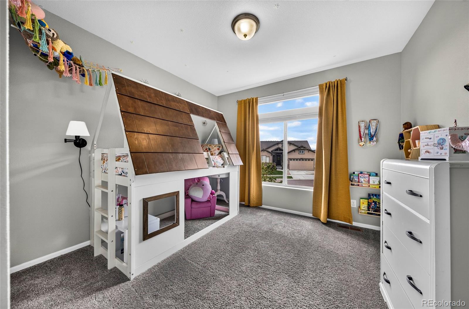 MLS Image #18 for 7413  rim bluff lane,colorado springs, Colorado