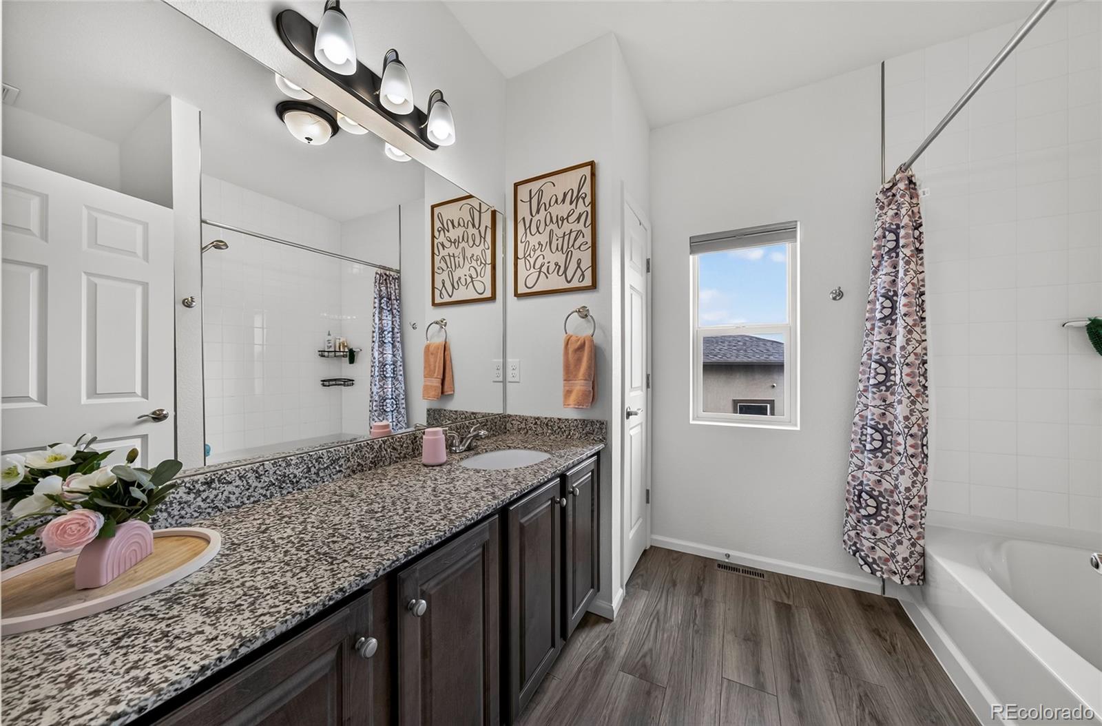 MLS Image #20 for 7413  rim bluff lane,colorado springs, Colorado