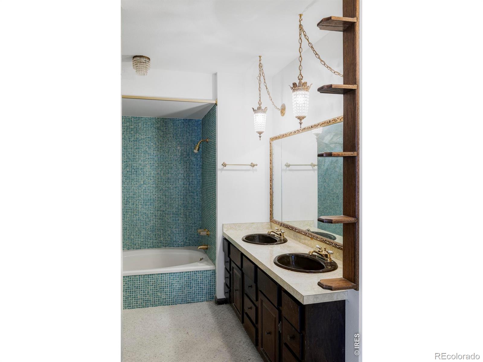 MLS Image #11 for 2939 s lakeridge trail,boulder, Colorado