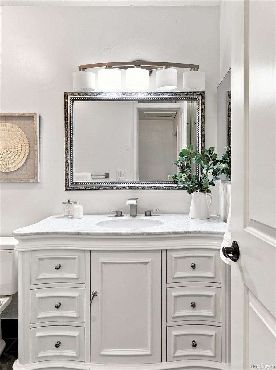 MLS Image #19 for 1554 s flower court,denver, Colorado