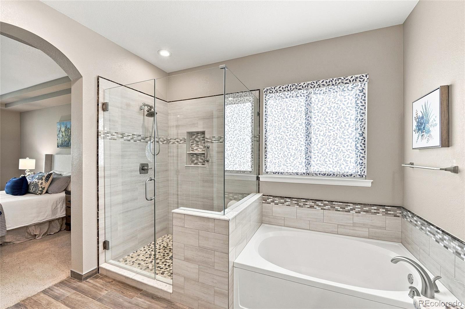 MLS Image #10 for 23410 e moraine place,aurora, Colorado