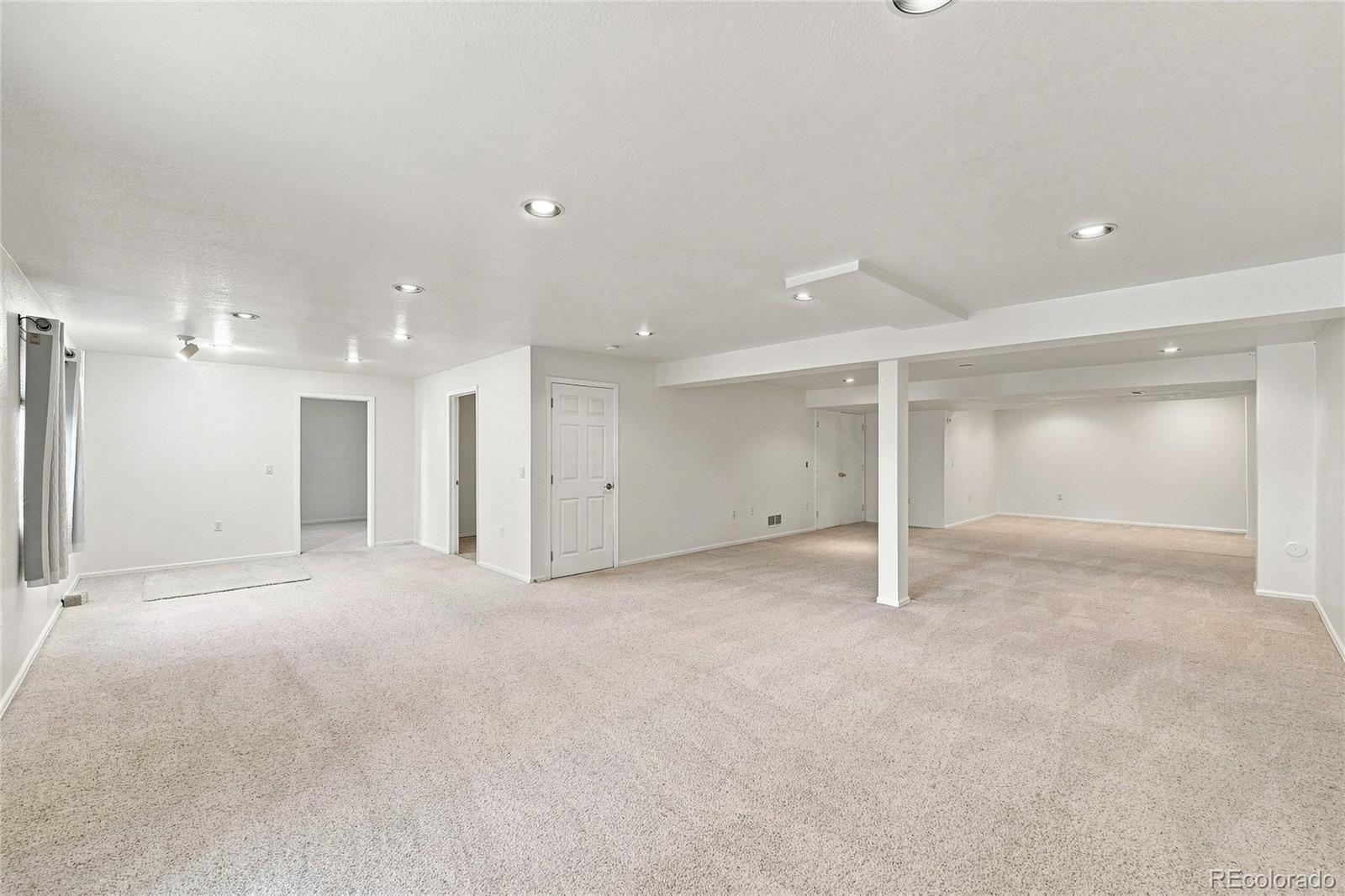 MLS Image #17 for 23410 e moraine place,aurora, Colorado