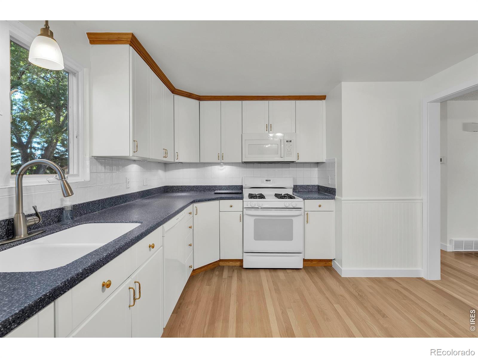 MLS Image #5 for 1266  lanyon lane,longmont, Colorado