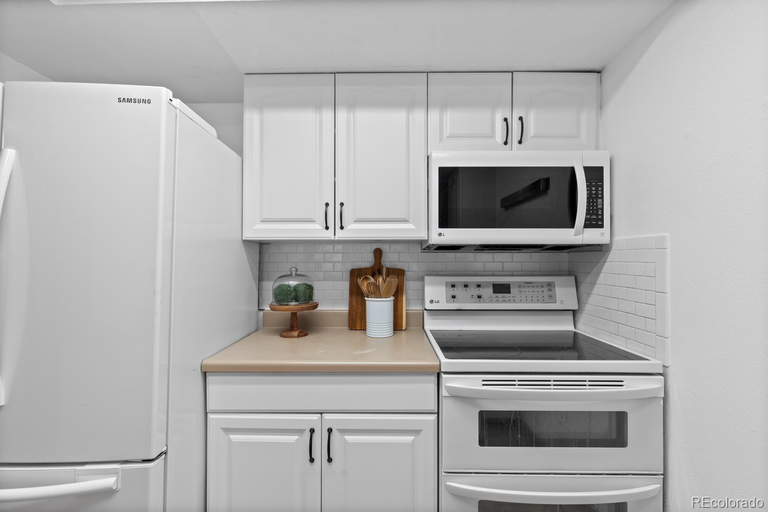 MLS Image #3 for 4896 s dudley street,littleton, Colorado
