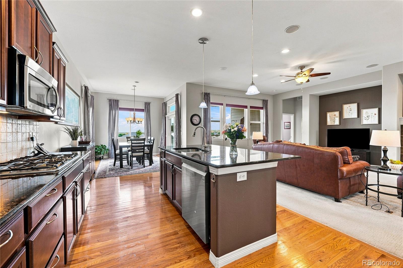 MLS Image #14 for 15118  verbena street,thornton, Colorado