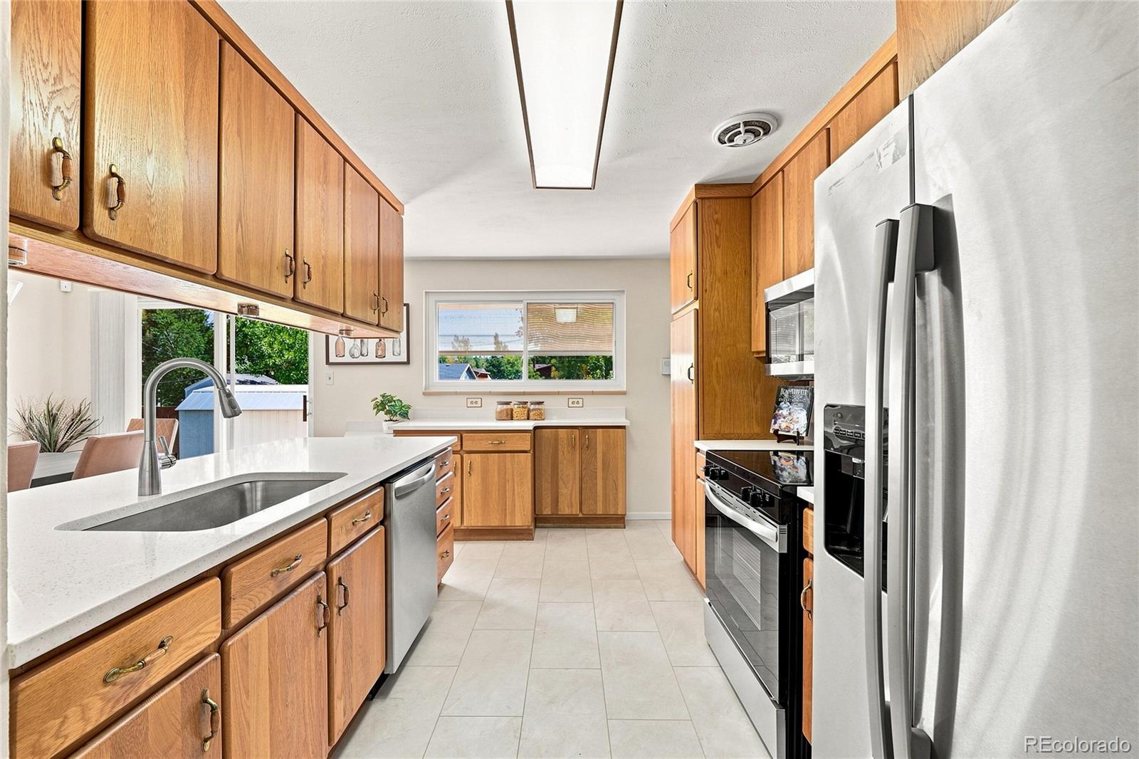 MLS Image #6 for 7290 s penrose court,centennial, Colorado
