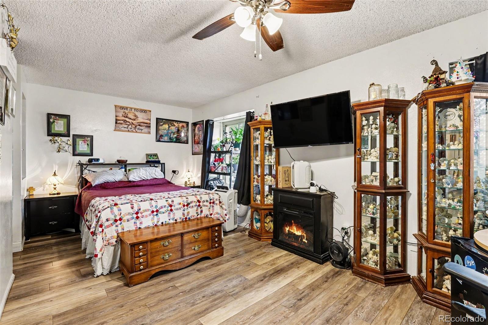 MLS Image #15 for 1814 w 102nd avenue,denver, Colorado
