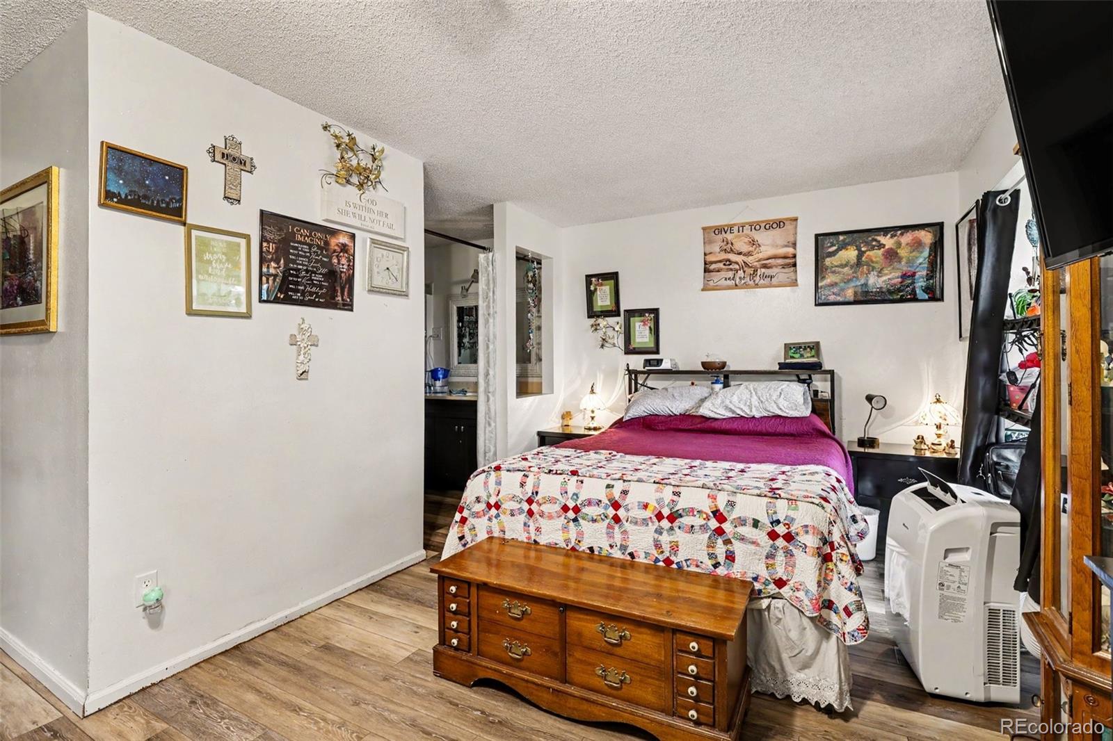 MLS Image #18 for 1814 w 102nd avenue,denver, Colorado