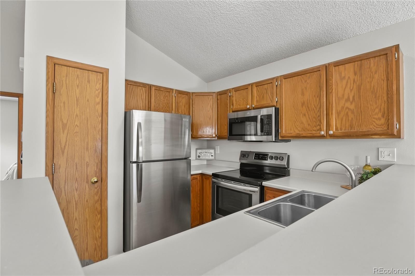 MLS Image #9 for 4335  conquista drive,colorado springs, Colorado