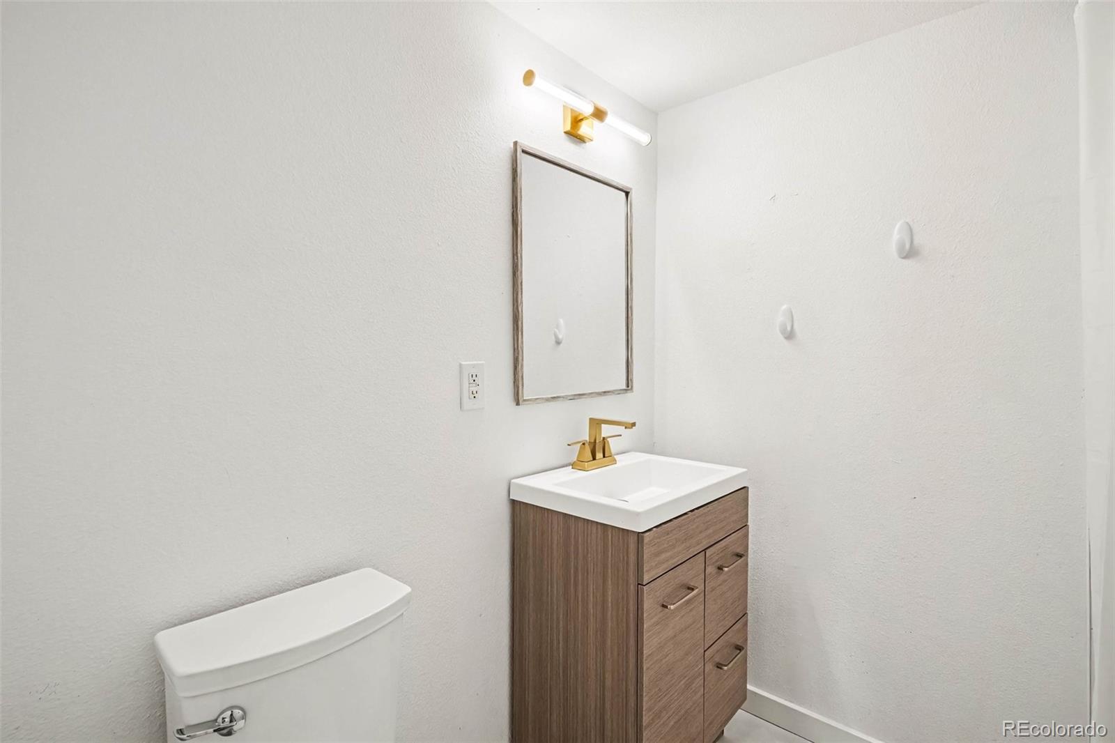 MLS Image #10 for 10650 e tennessee avenue 108,aurora, Colorado