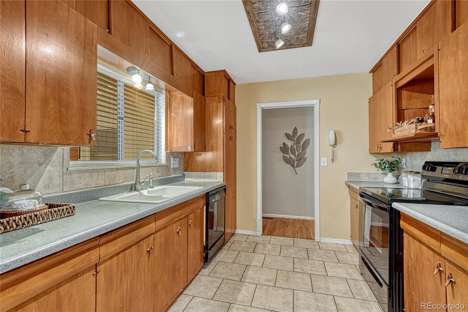 MLS Image #14 for 2766 n prospect street,colorado springs, Colorado