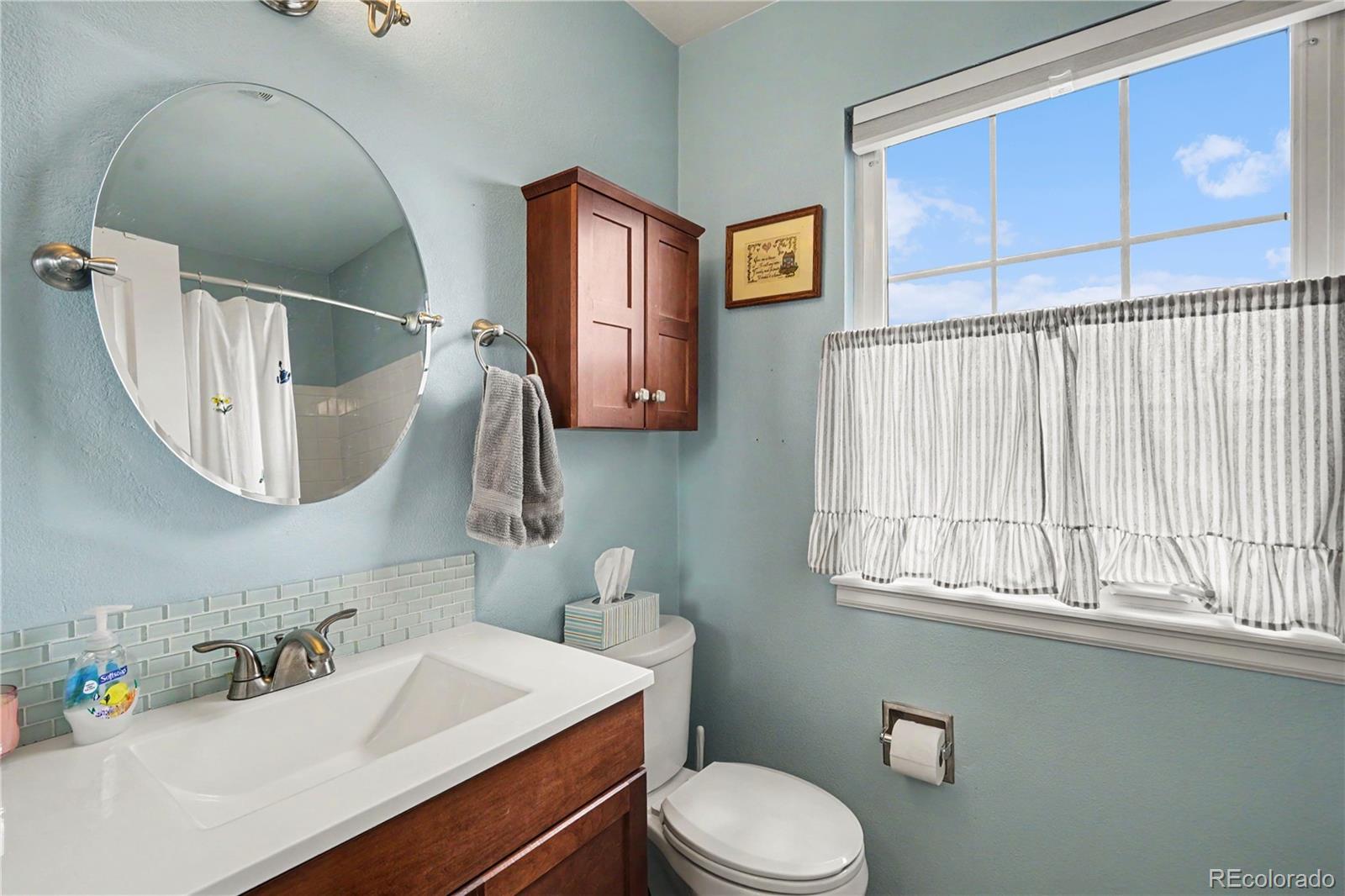 MLS Image #18 for 9609  gilpin street,denver, Colorado