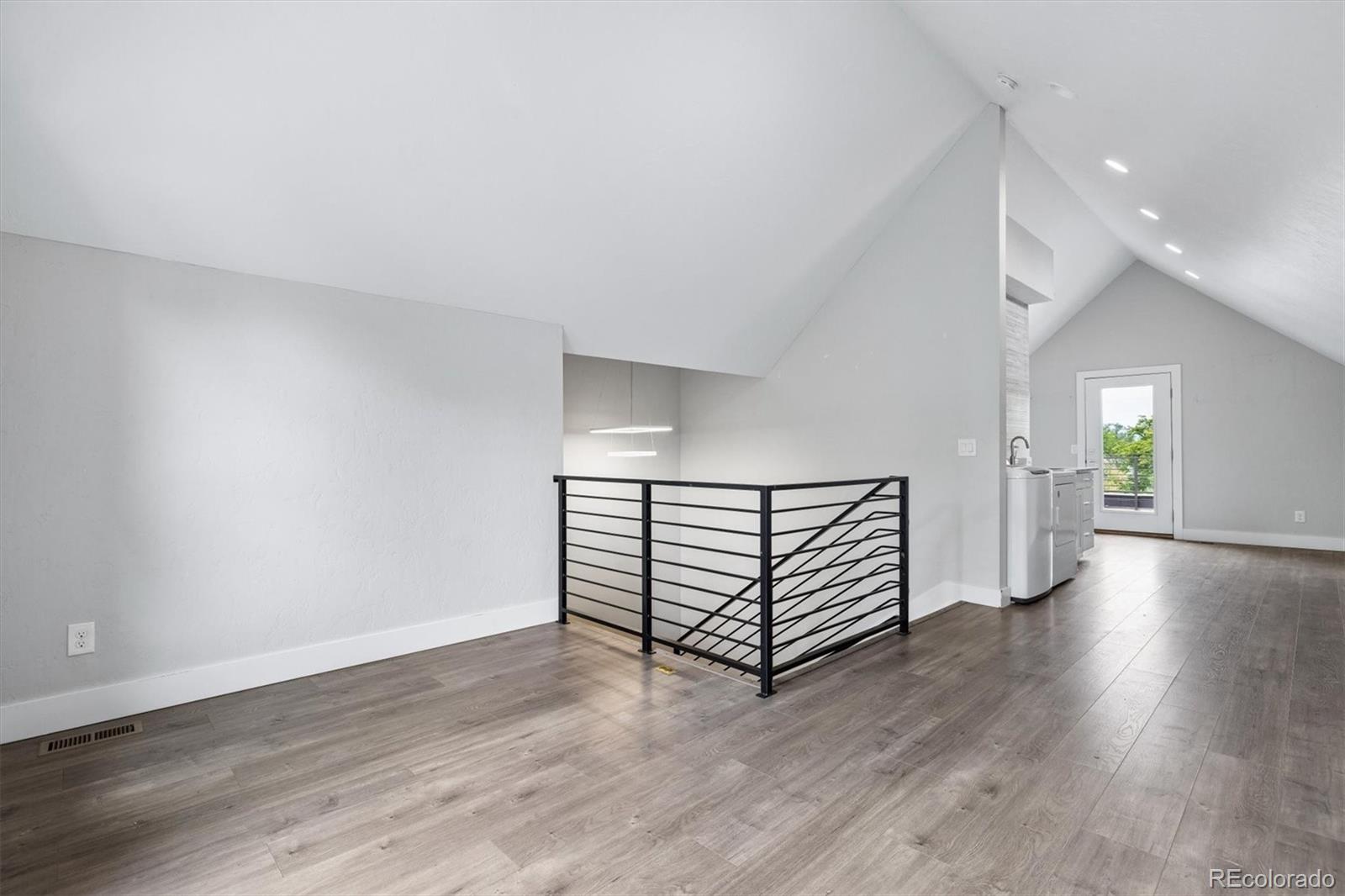 MLS Image #16 for 2259 s high street ,denver, Colorado