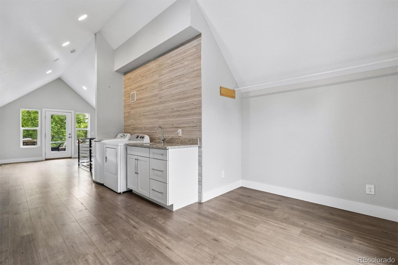 MLS Image #19 for 2259 s high street ,denver, Colorado