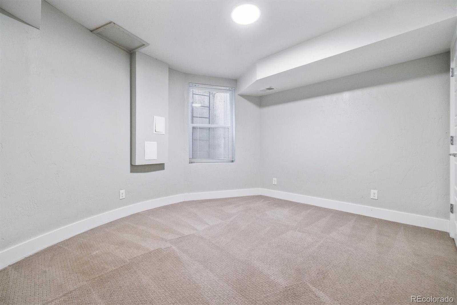 MLS Image #23 for 2259 s high street ,denver, Colorado
