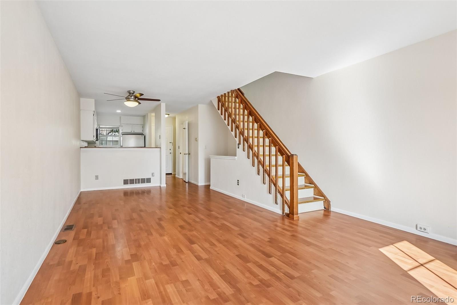 MLS Image #4 for 1818 s quebec way 5-2,denver, Colorado