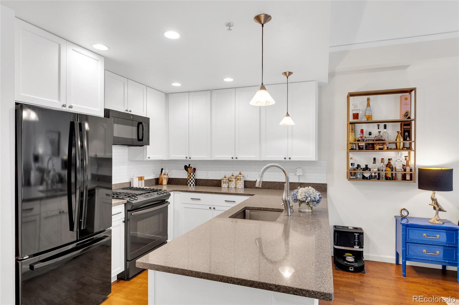 MLS Image #2 for 1975 n grant street,denver, Colorado