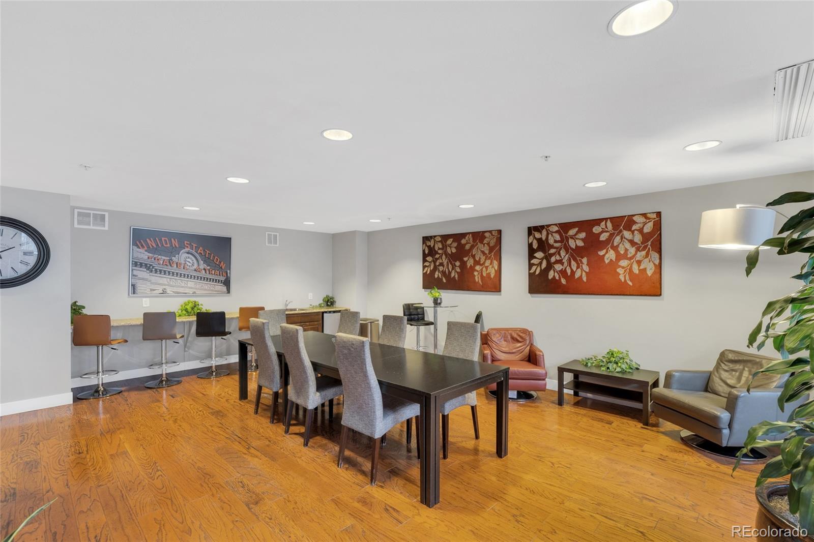 MLS Image #26 for 1975 n grant street,denver, Colorado