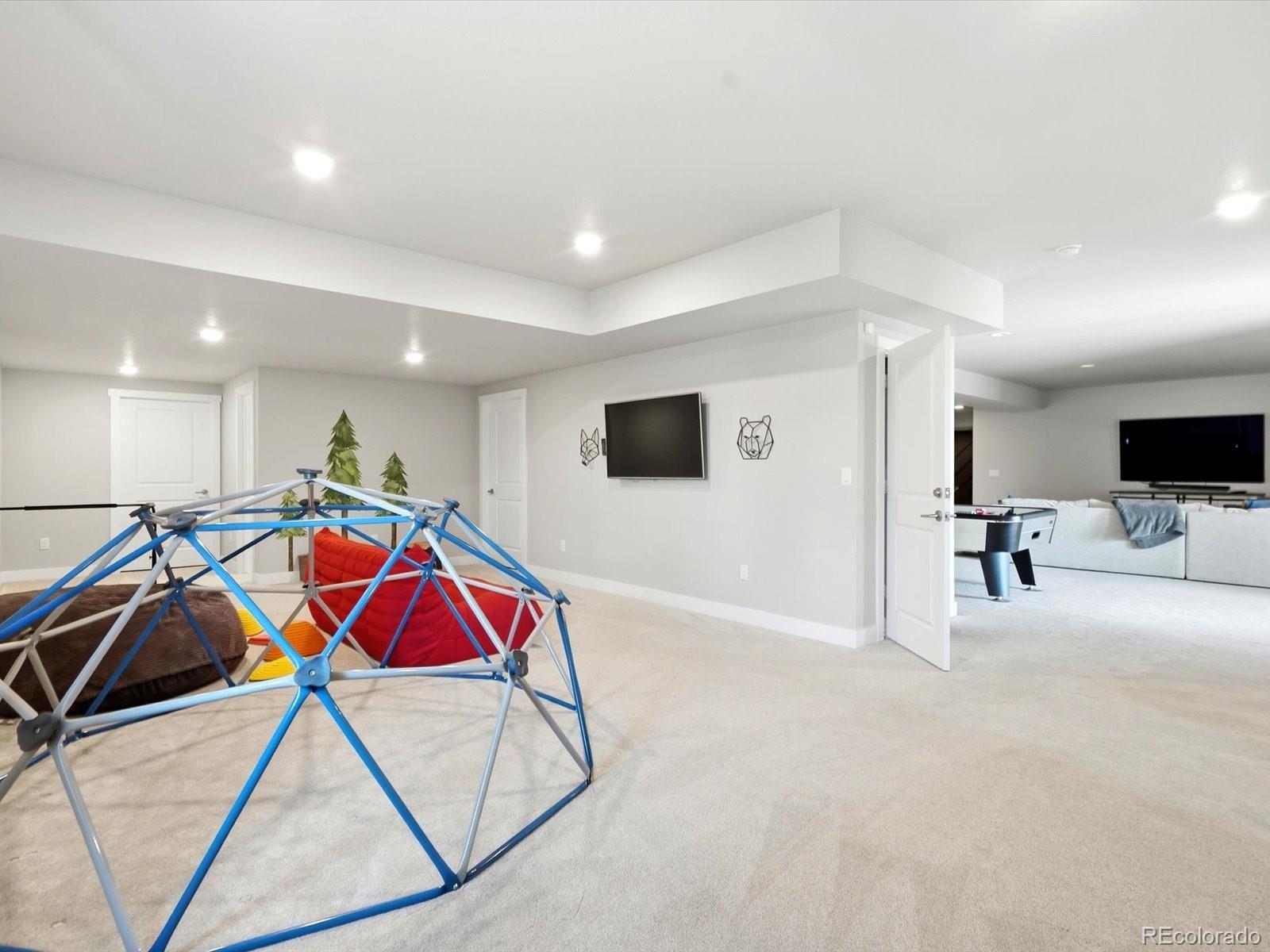 MLS Image #36 for 18582 w 87th avenue,arvada, Colorado
