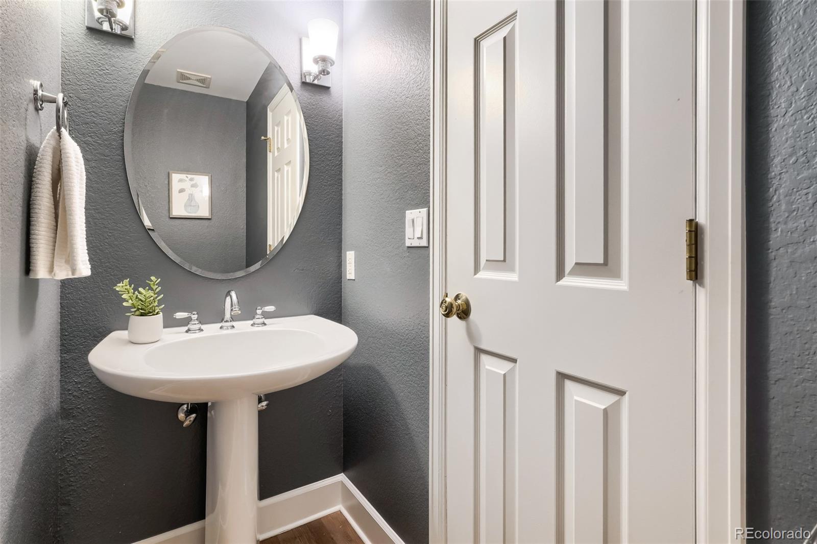 MLS Image #14 for 123 s garfield street,denver, Colorado