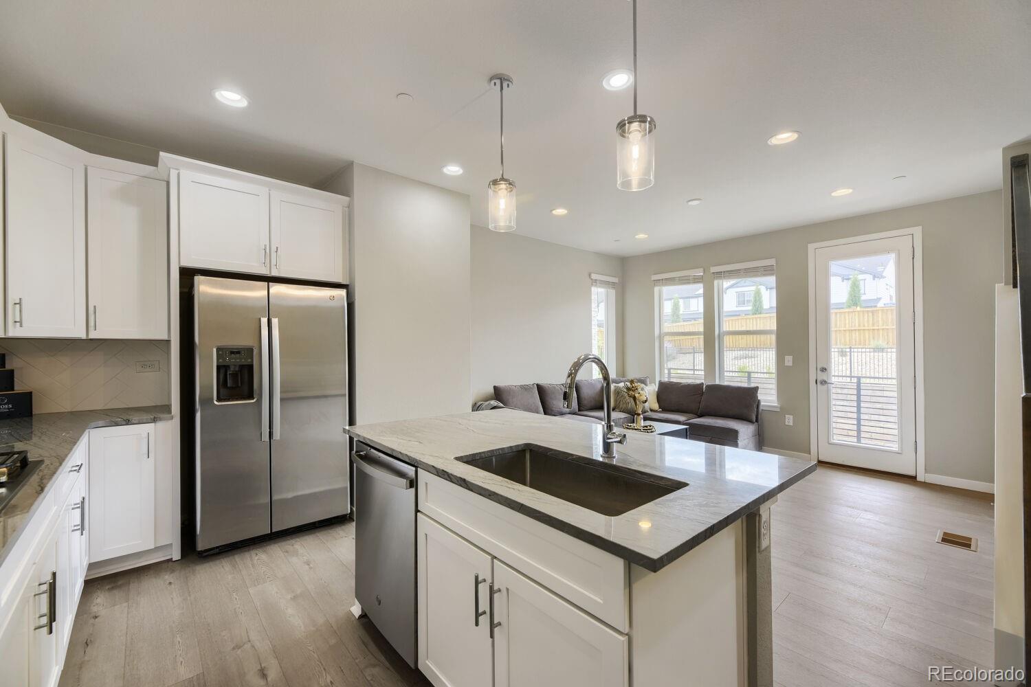 MLS Image #4 for 5051 s queen court,littleton, Colorado