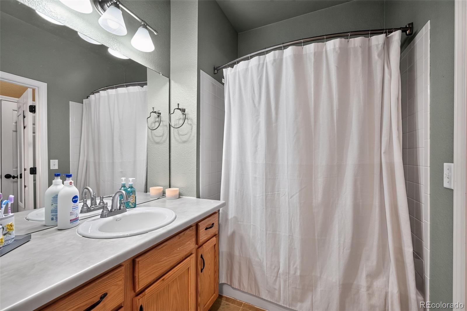 MLS Image #16 for 6714 s winnipeg circle,aurora, Colorado