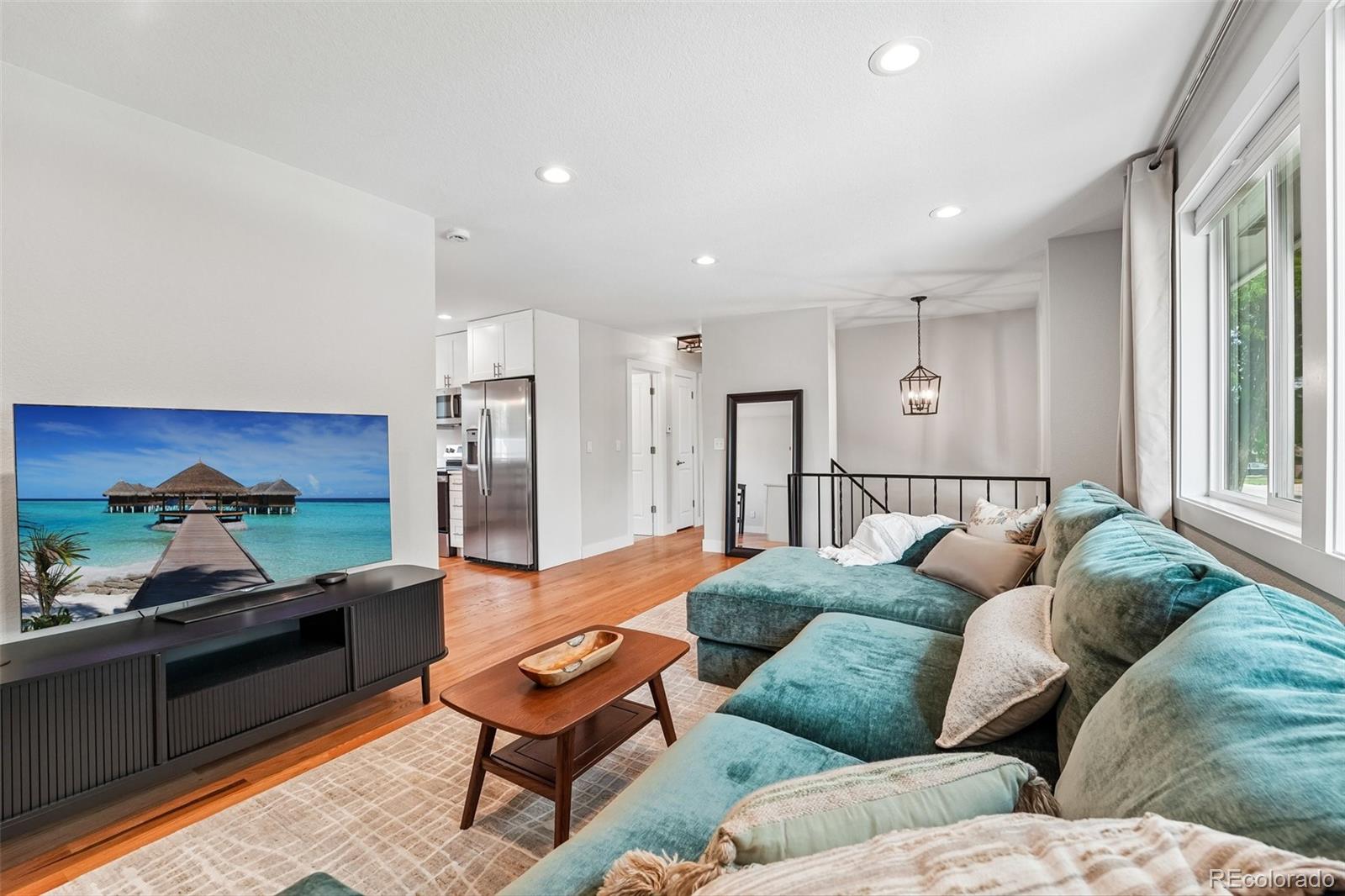 MLS Image #6 for 3521 w mountain road,englewood, Colorado