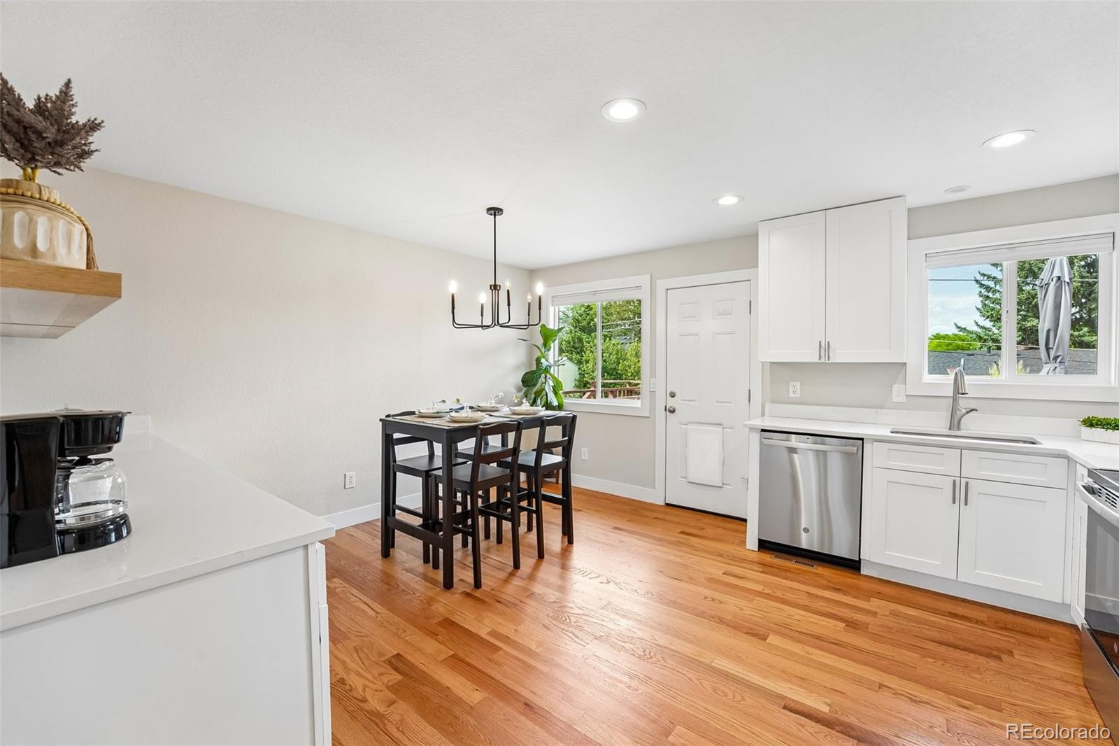 MLS Image #8 for 3521 w mountain road,englewood, Colorado