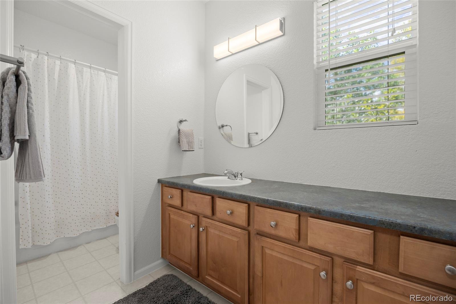 MLS Image #30 for 8108 e 28th place,denver, Colorado