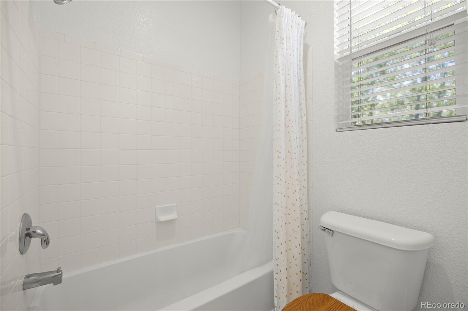 MLS Image #31 for 8108 e 28th place,denver, Colorado