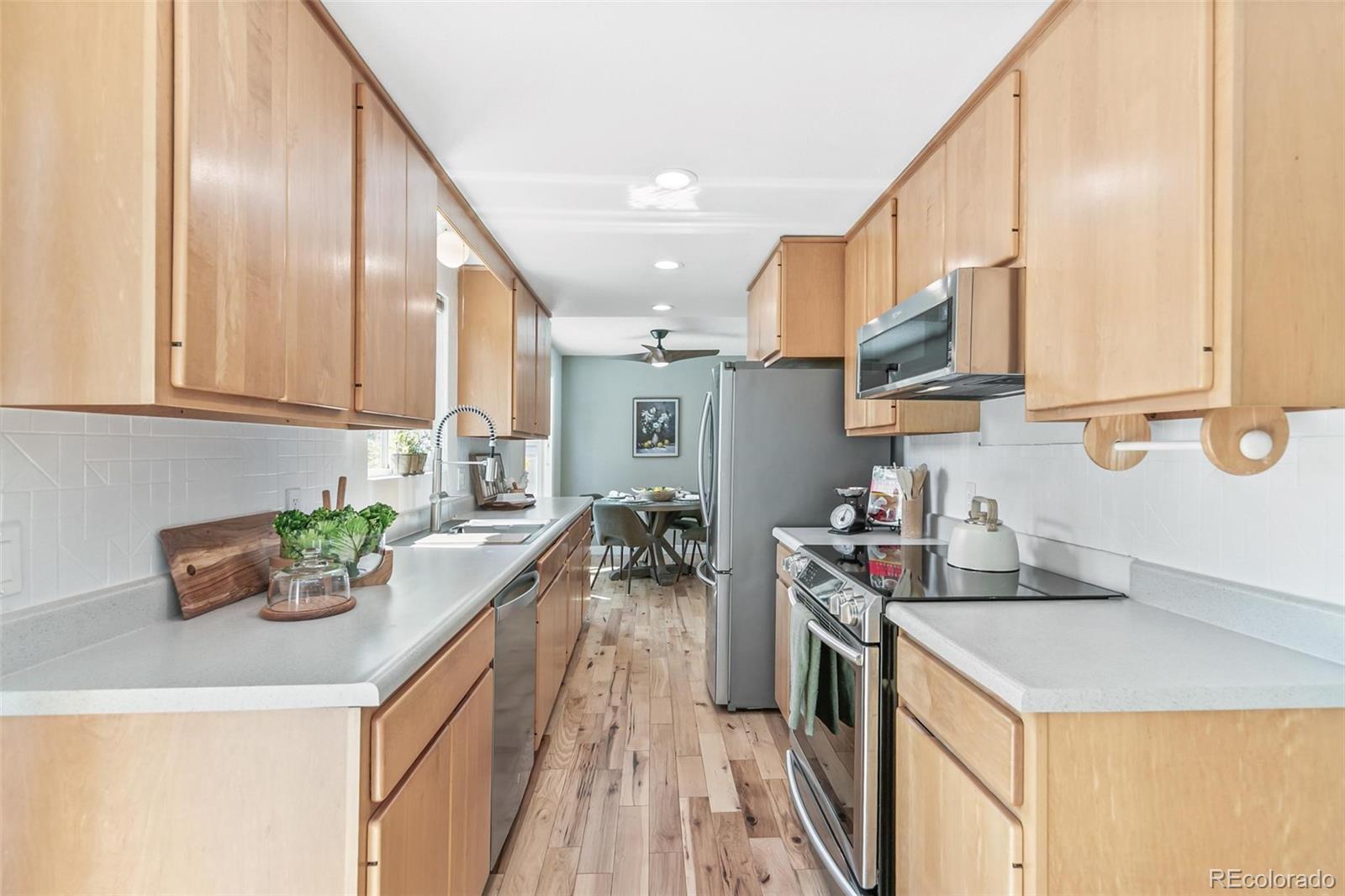 MLS Image #11 for 6085 w 82nd drive,arvada, Colorado
