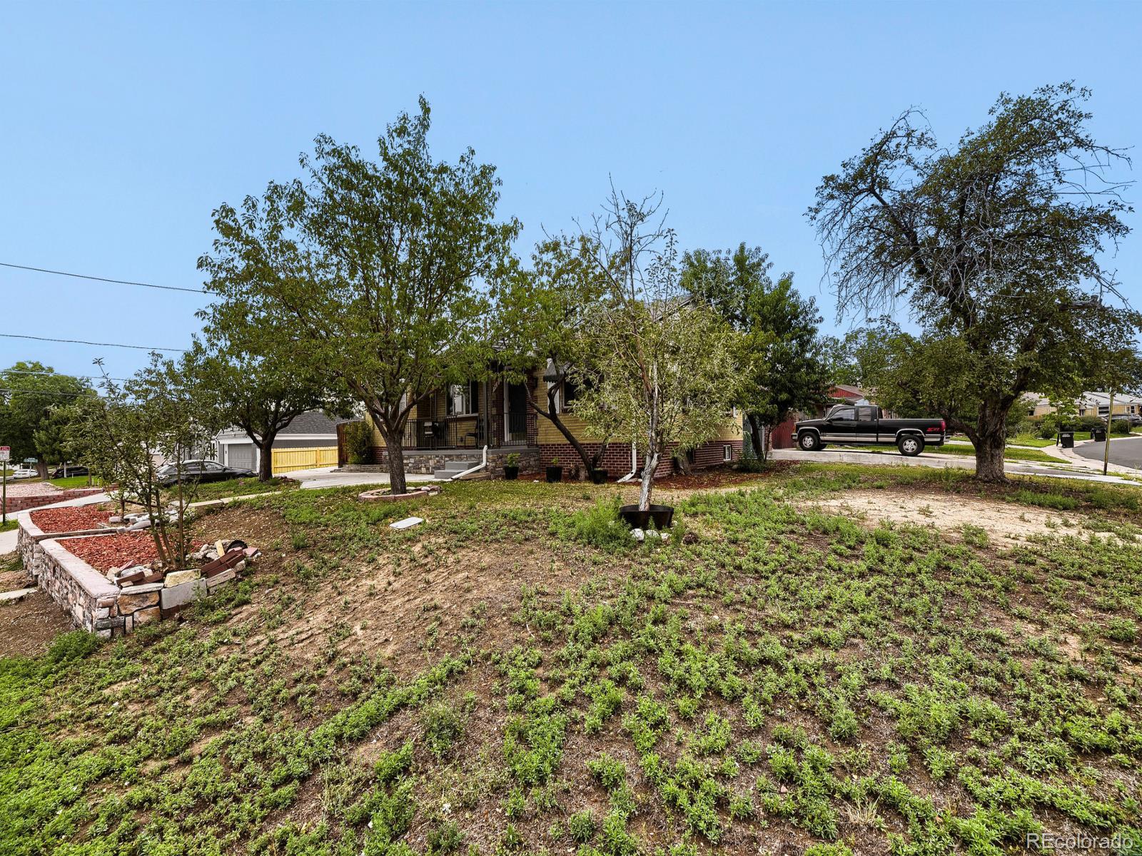 MLS Image #19 for 2551 w arkansas avenue,denver, Colorado