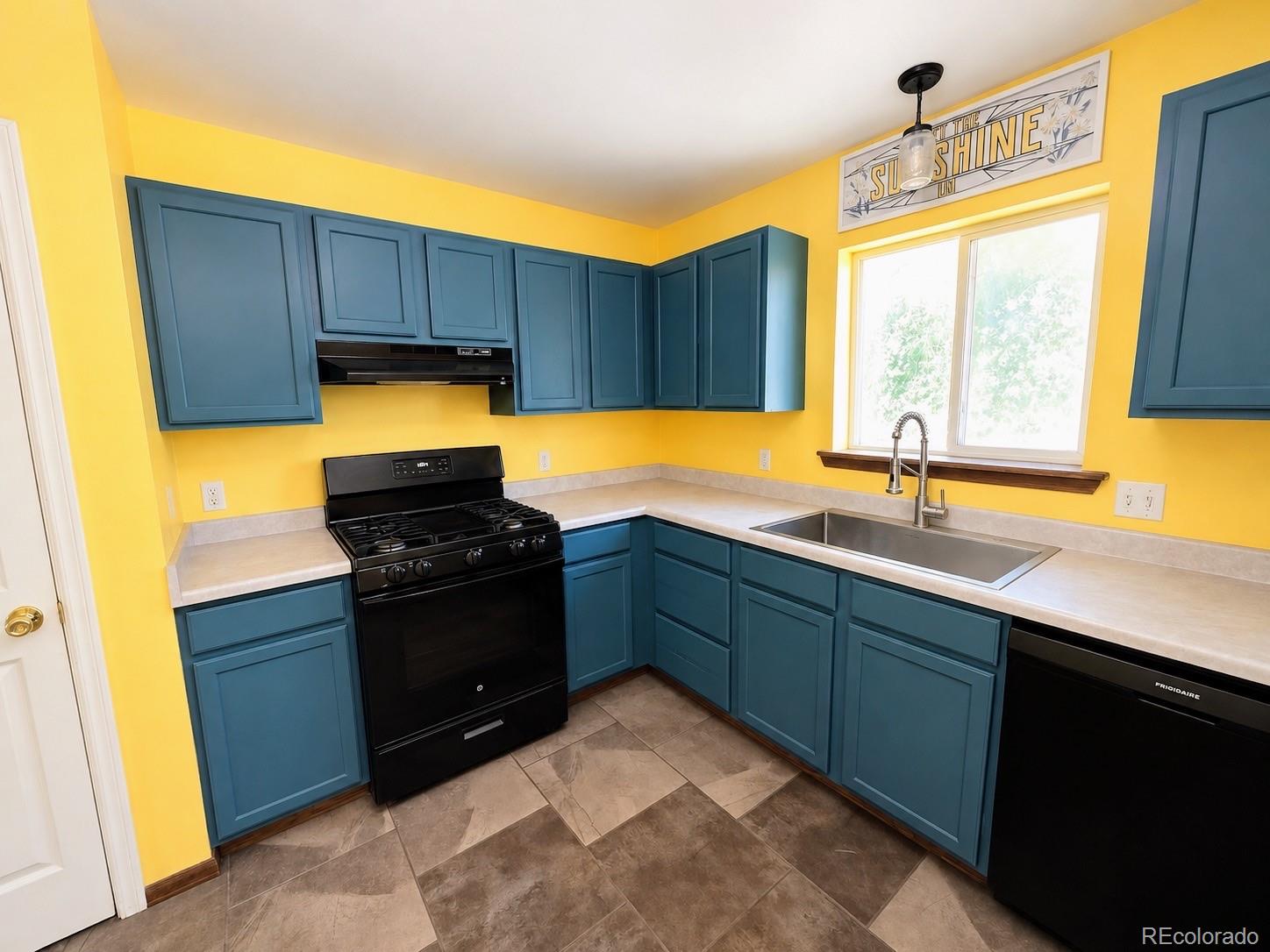 MLS Image #4 for 1820  san juan avenue,alamosa, Colorado