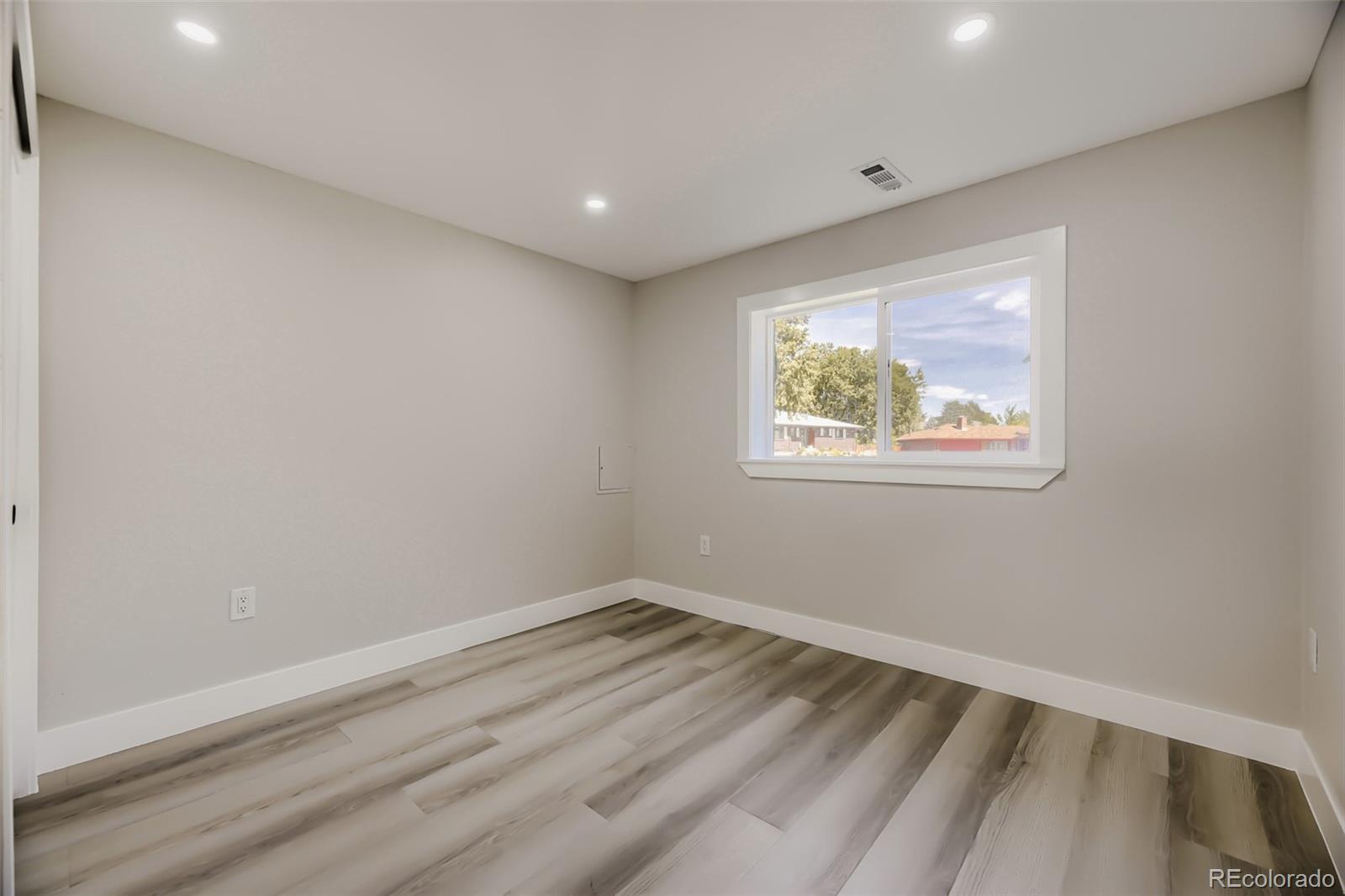 MLS Image #21 for 6602 e cornell avenue,denver, Colorado
