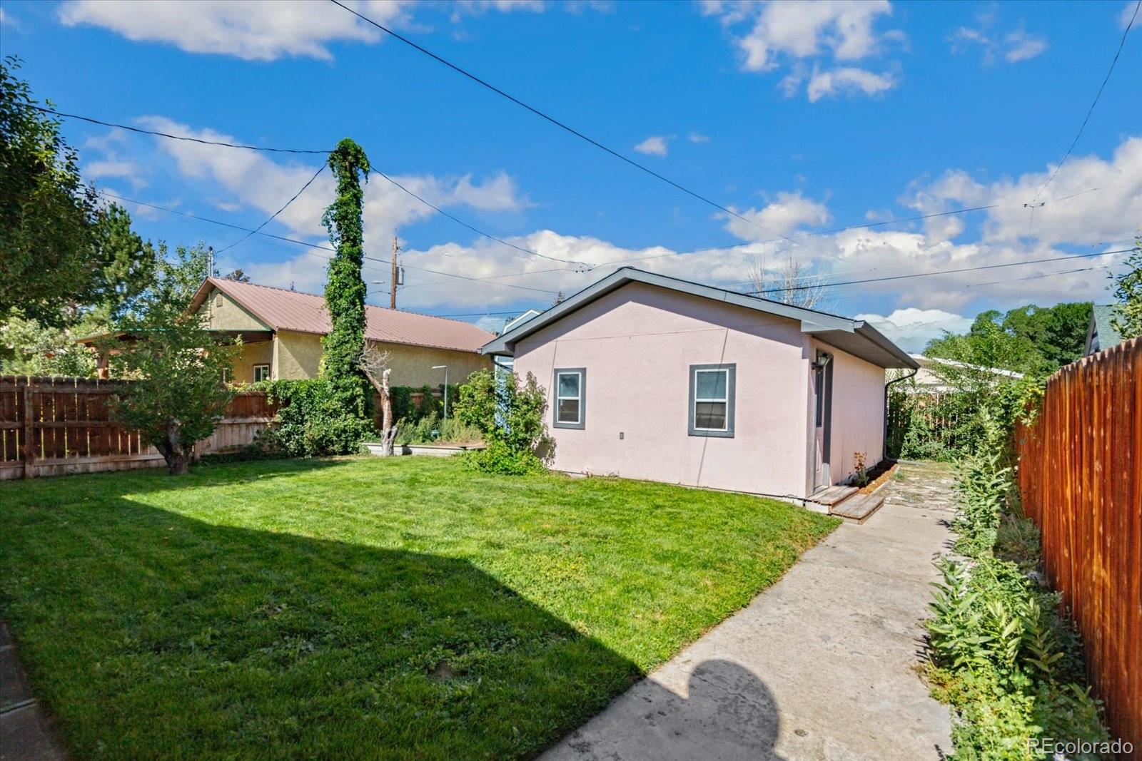 MLS Image #11 for 924  e street,salida, Colorado
