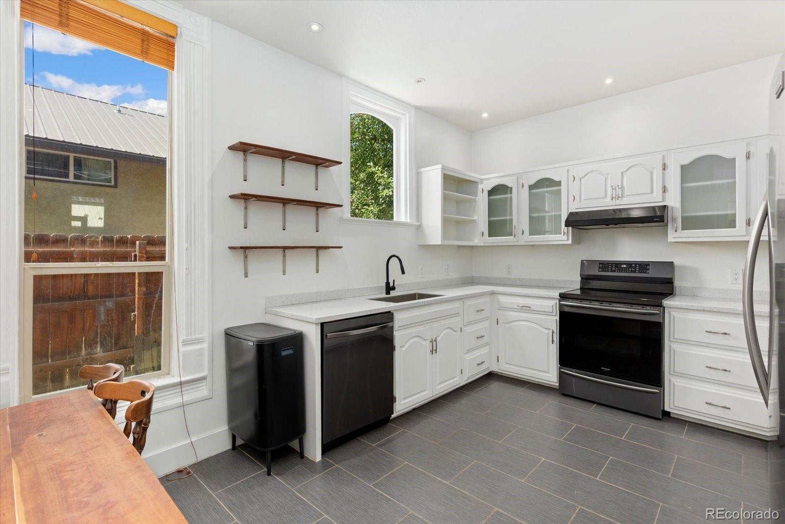 MLS Image #26 for 924  e street,salida, Colorado