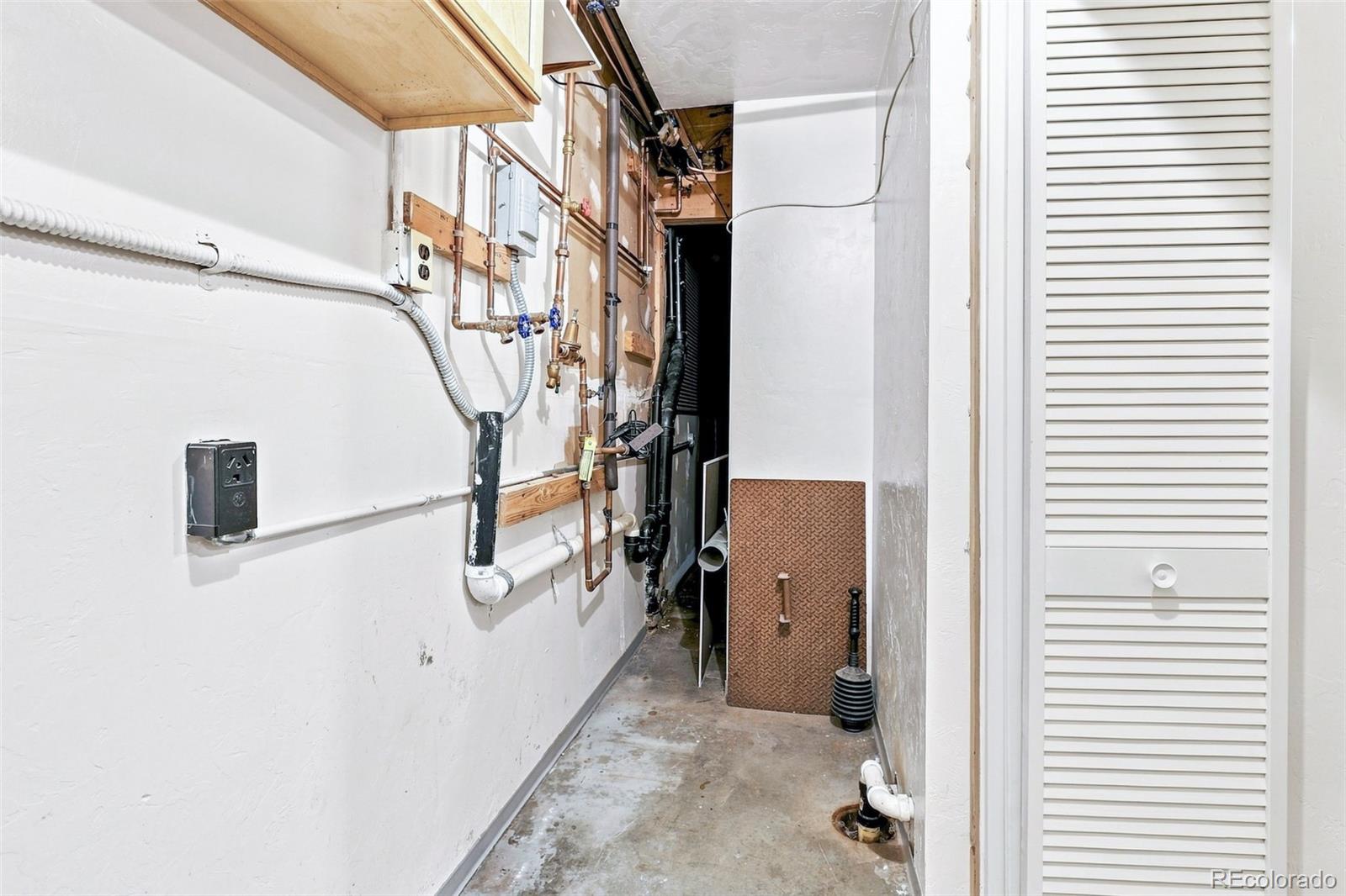 MLS Image #18 for 26222 s end road,kittredge, Colorado
