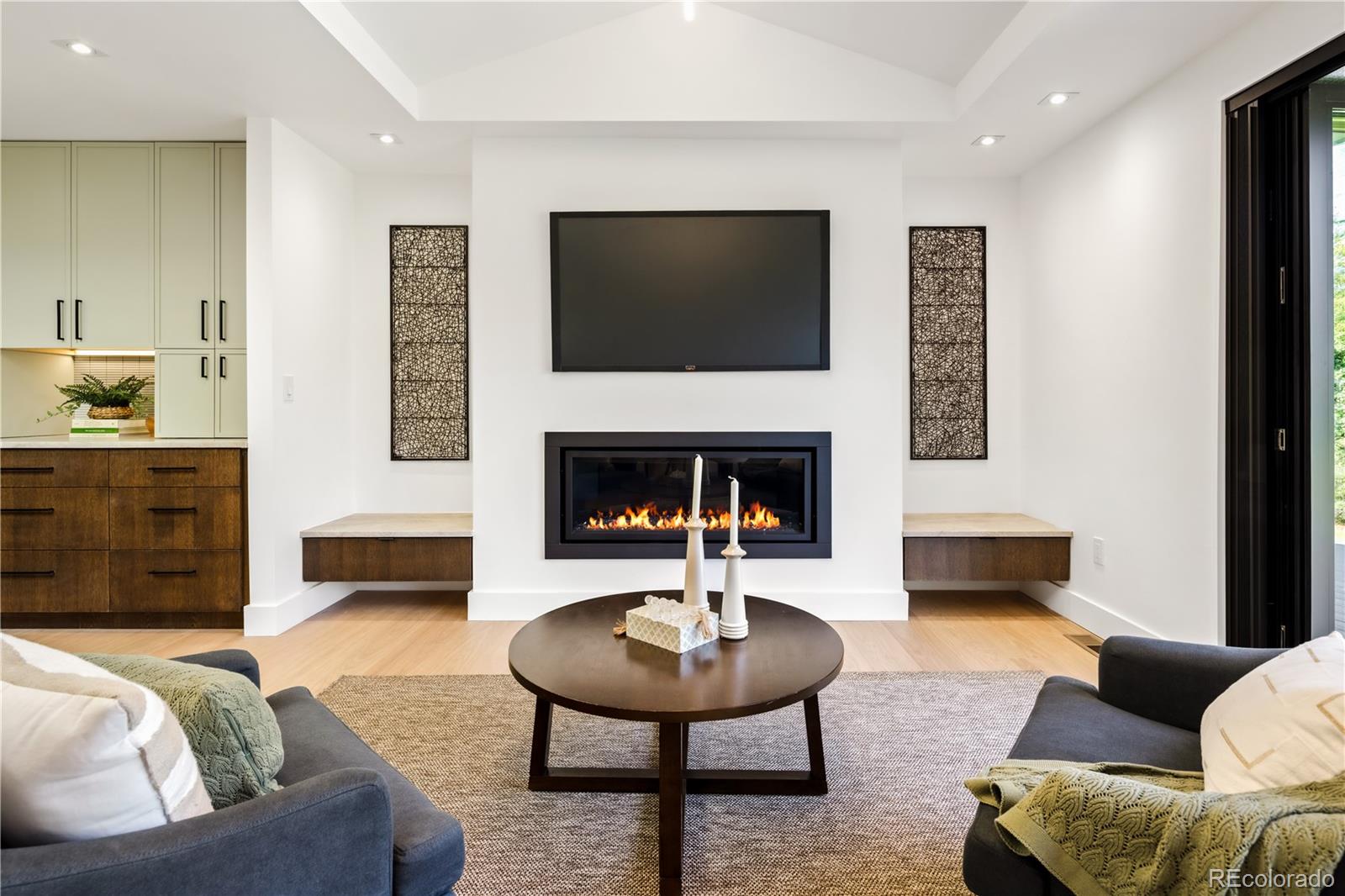 MLS Image #10 for 729 s hudson street,denver, Colorado