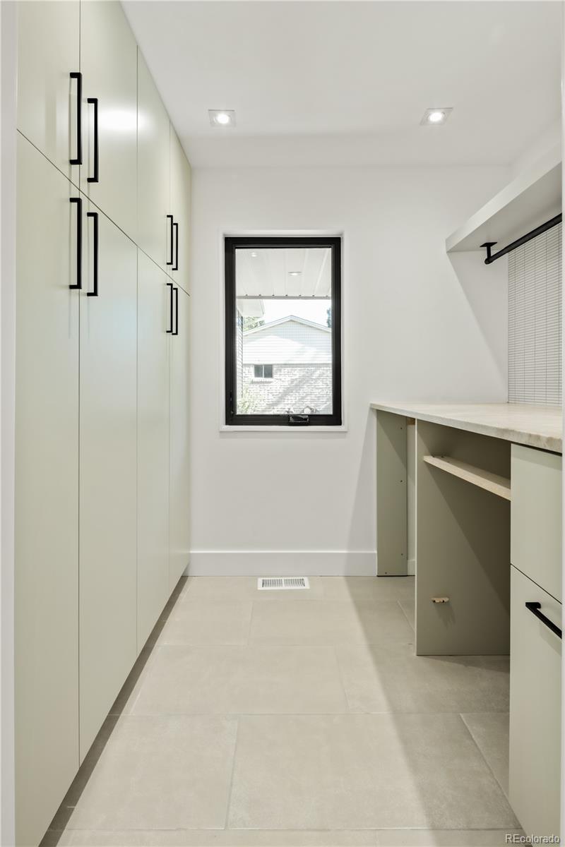 MLS Image #15 for 729 s hudson street,denver, Colorado