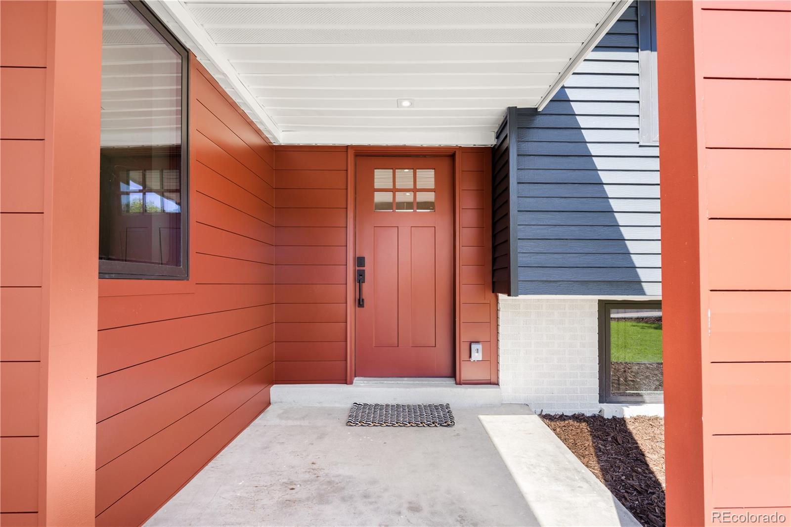 MLS Image #2 for 729 s hudson street,denver, Colorado