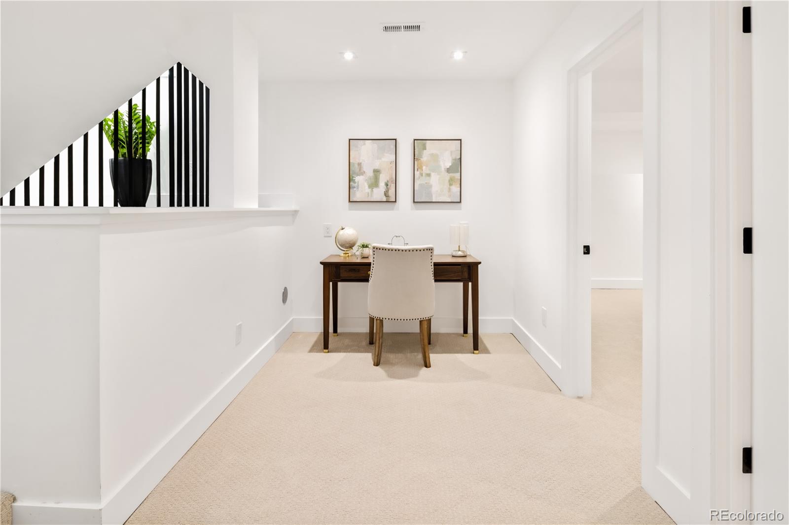 MLS Image #22 for 729 s hudson street,denver, Colorado