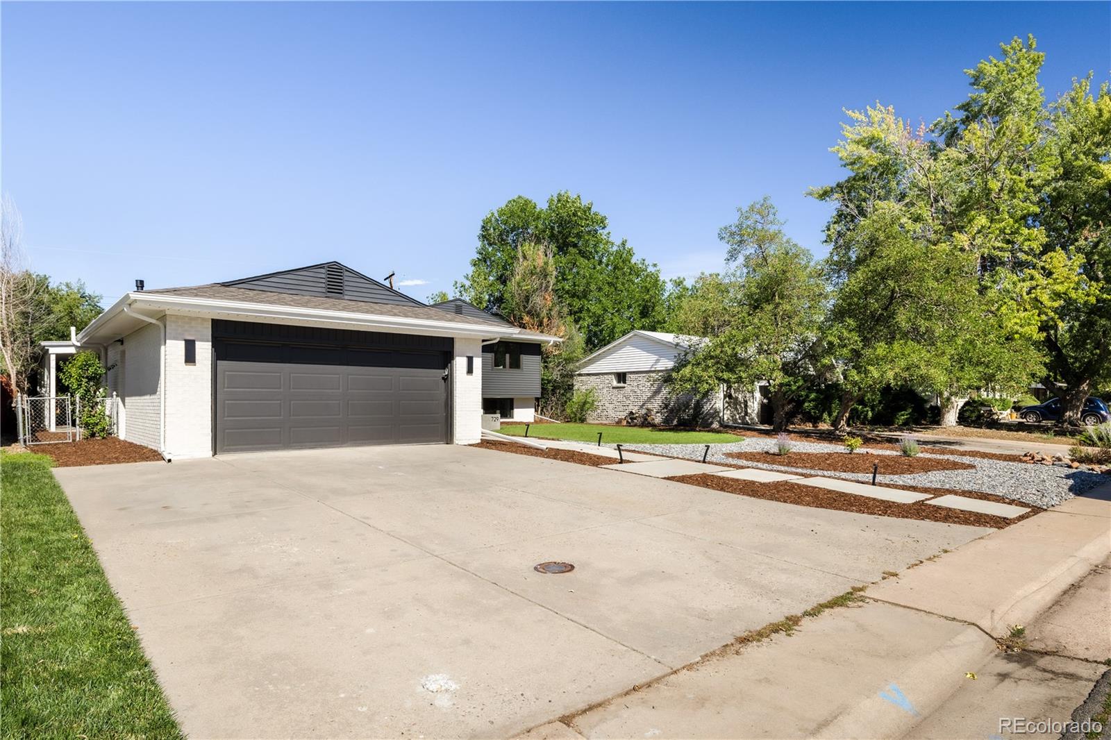 MLS Image #39 for 729 s hudson street,denver, Colorado