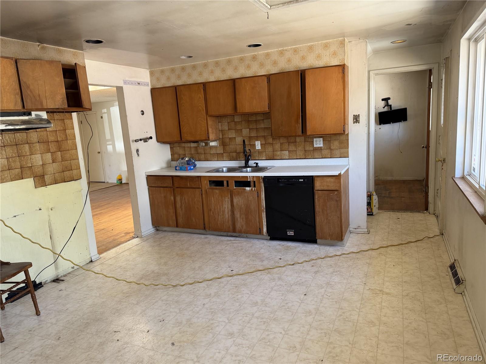 MLS Image #4 for 286  beryl way,broomfield, Colorado