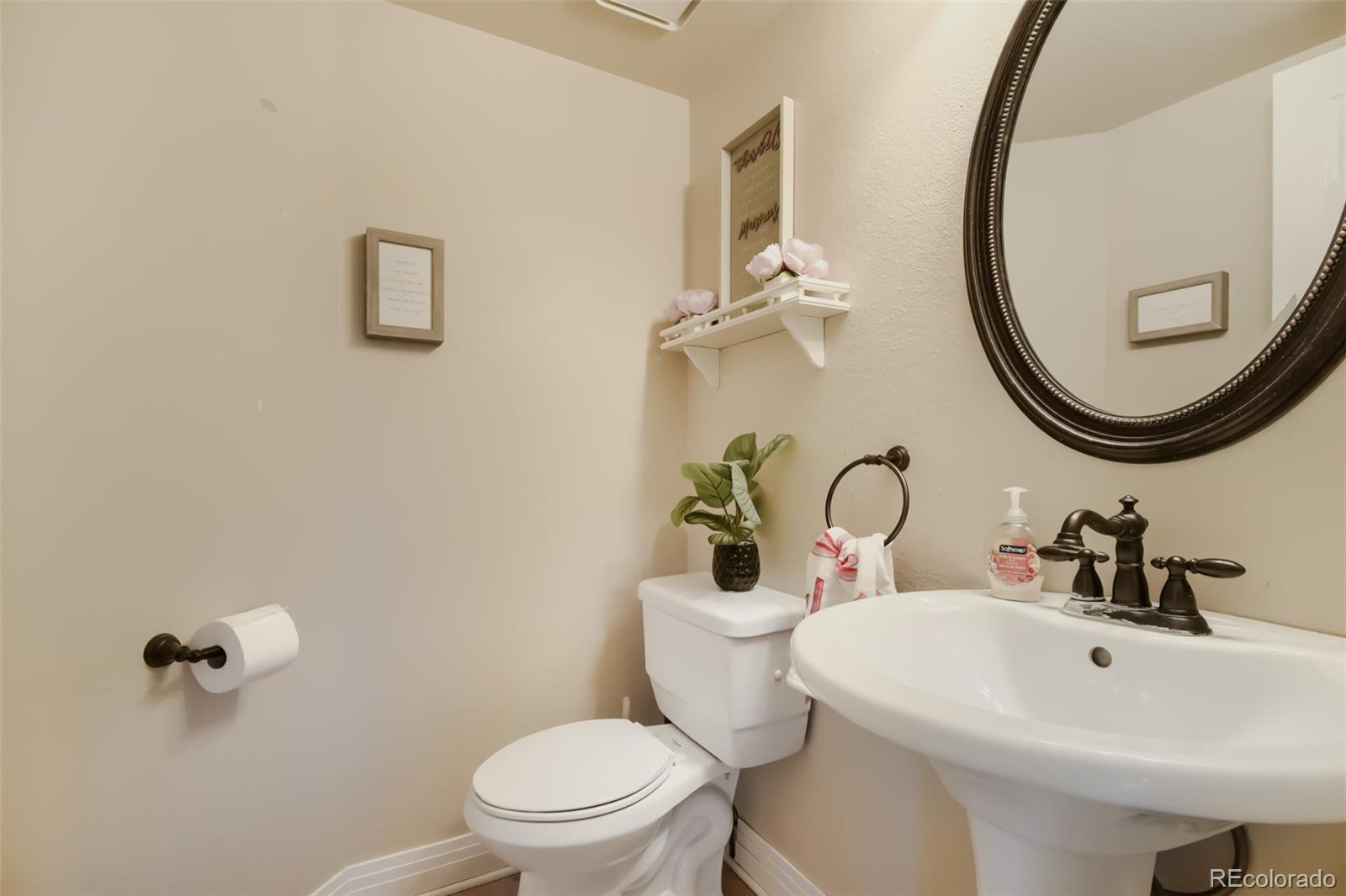 MLS Image #11 for 3720 e 99th way,denver, Colorado