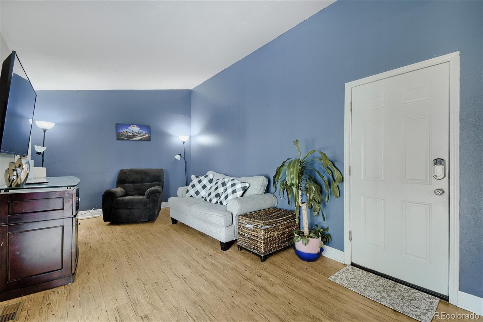 MLS Image #9 for 3720 e 99th way,denver, Colorado