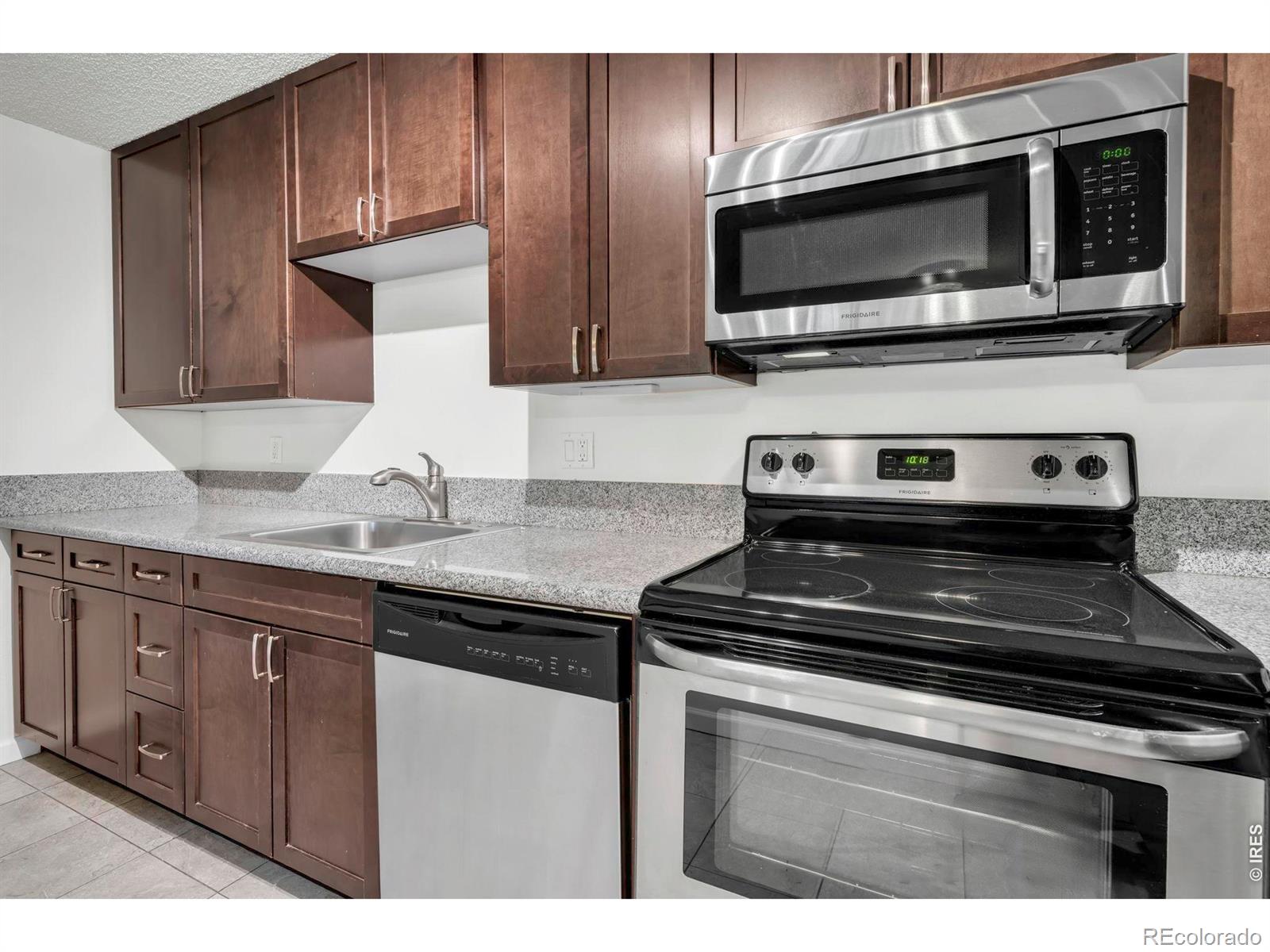 MLS Image #10 for 3300  bridger trail,boulder, Colorado