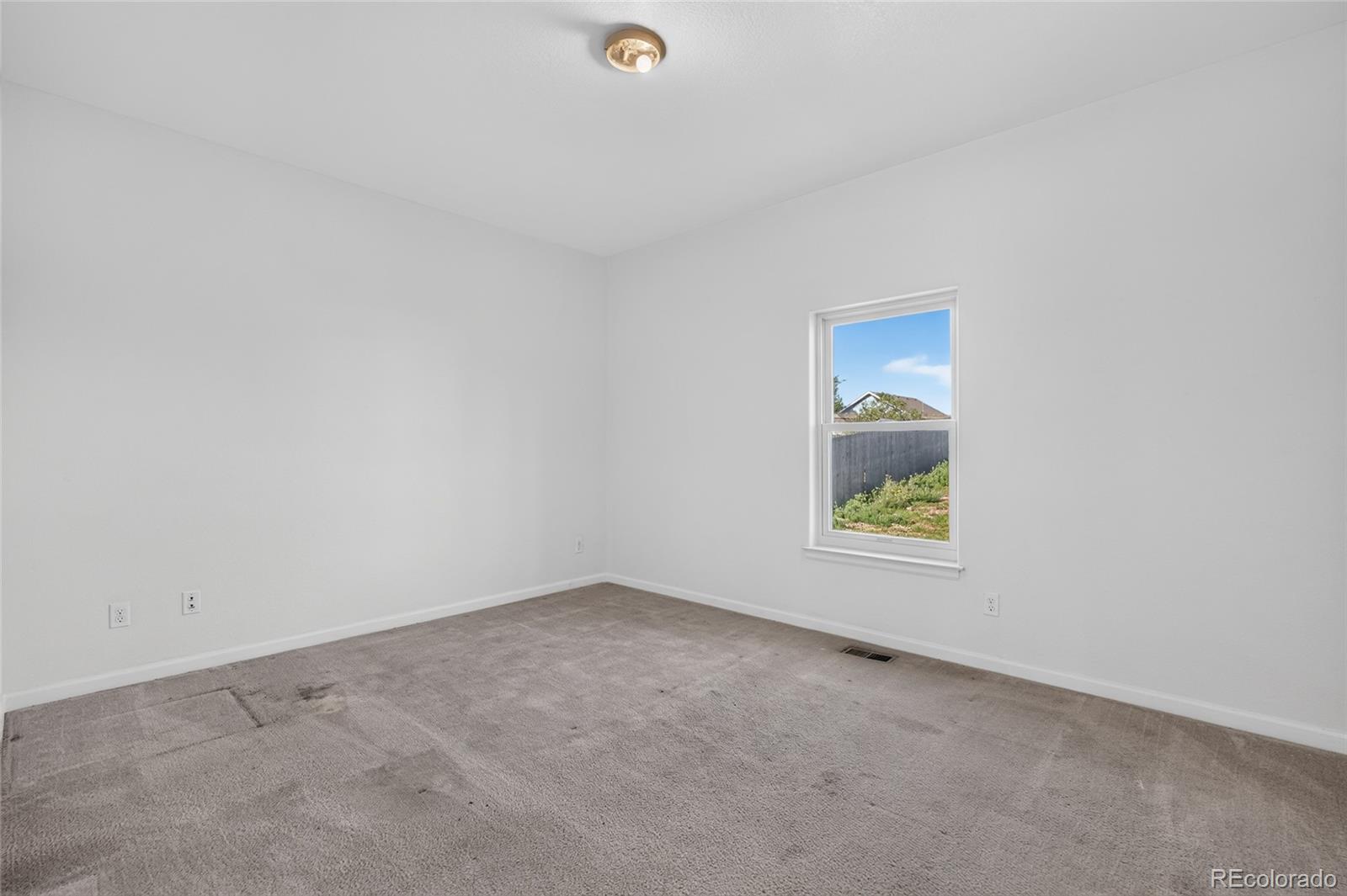 MLS Image #12 for 2837  rose hill street,strasburg, Colorado