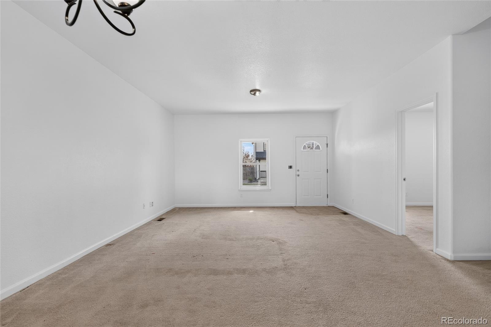 MLS Image #5 for 2837  rose hill street,strasburg, Colorado