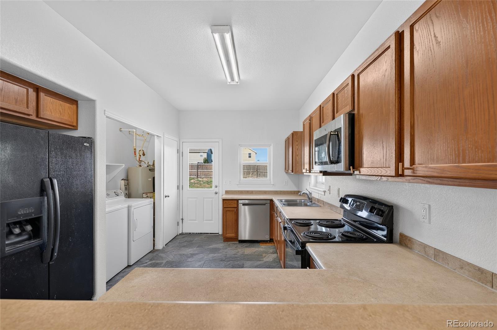 MLS Image #7 for 2837  rose hill street,strasburg, Colorado