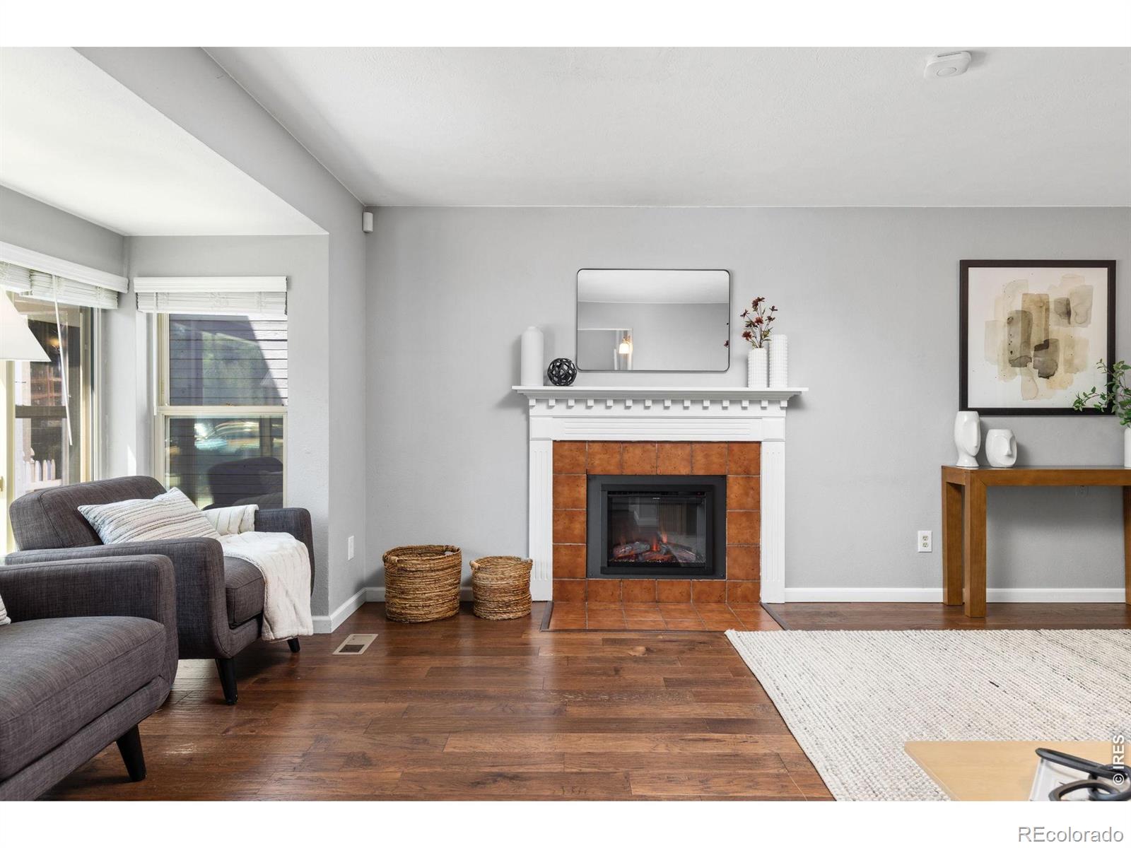 MLS Image #4 for 455 w sycamore court,louisville, Colorado